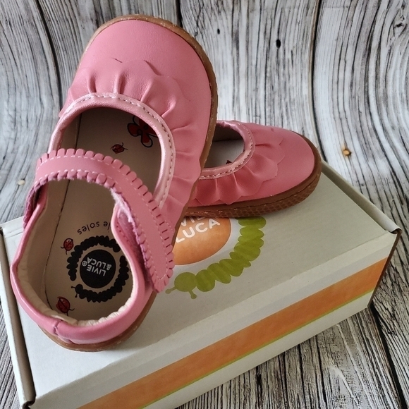Livie and Luca Ruche Sandals Pink Color No Box Classic Honeycomb Sole - Picture 4 of 9